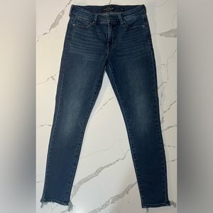 Lucky Brand Mid Rise AVA Super Skinny Jeans Women’s Blue Size 4/27 (30x27 Mea)